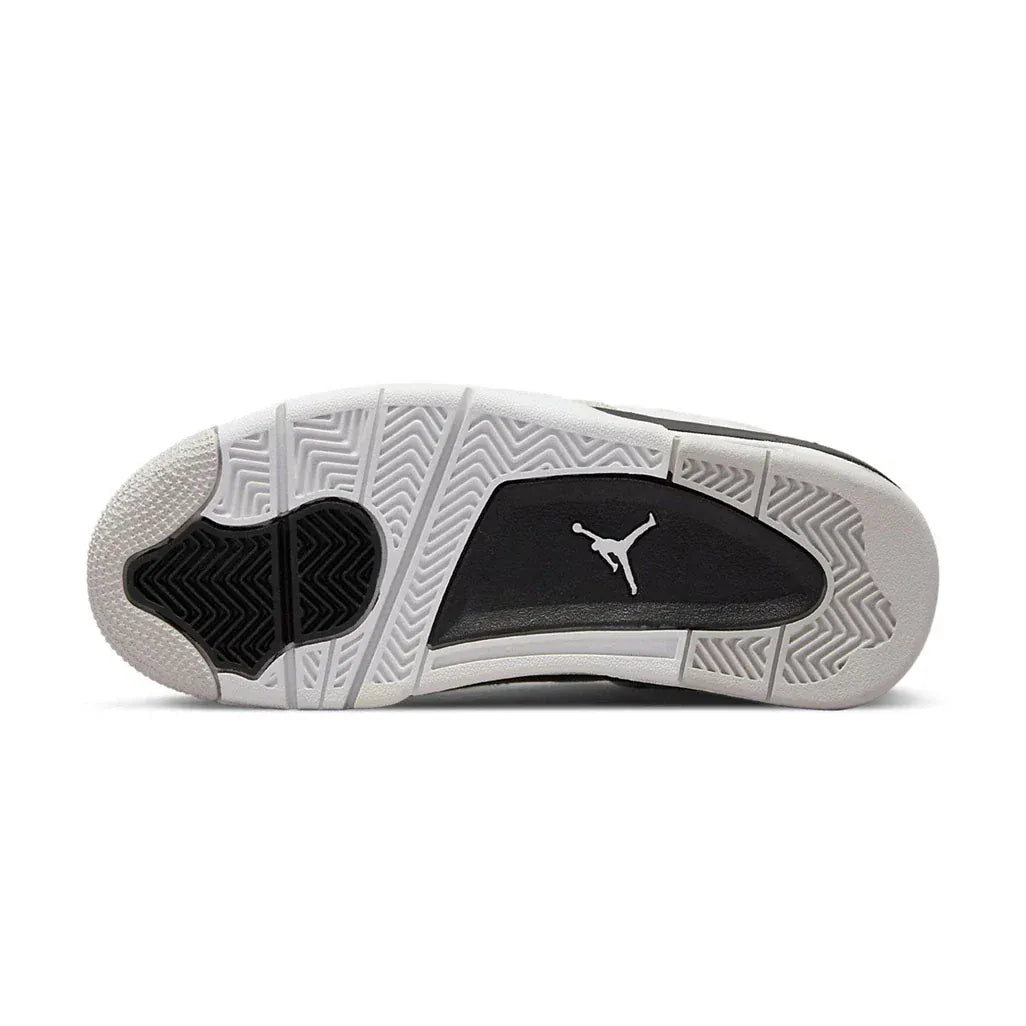 Air Jordan 4 Retro Military Black GS — 3 UK — Detail View