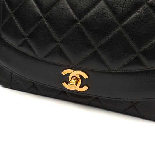 Chanel Shoulder Bag Diana - Medium in Black, Lambskin Leather — Side View