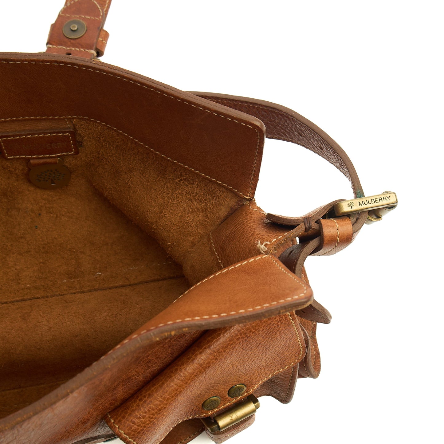 Mulberry Shoulder Bag Blenheim in Oak, Calfskin Leather — Lifestyle View