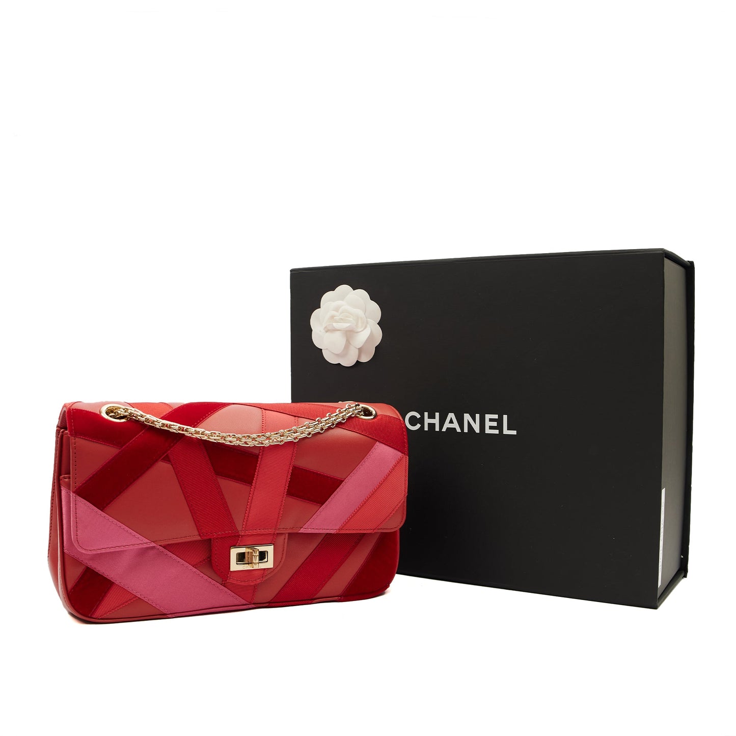 Chanel Shoulder Bag 2.55 Reissue in Multi, Calfskin Leather — Alternate View 27
