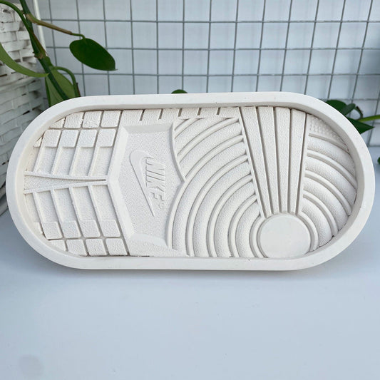 AJ1 Tray Large — One Size — Side View