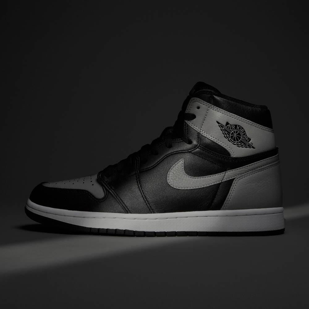 Air Jordan 1 Retro High OG Shadow — UK 3 | EU 35.5 | US 3.5 — Lifestyle View