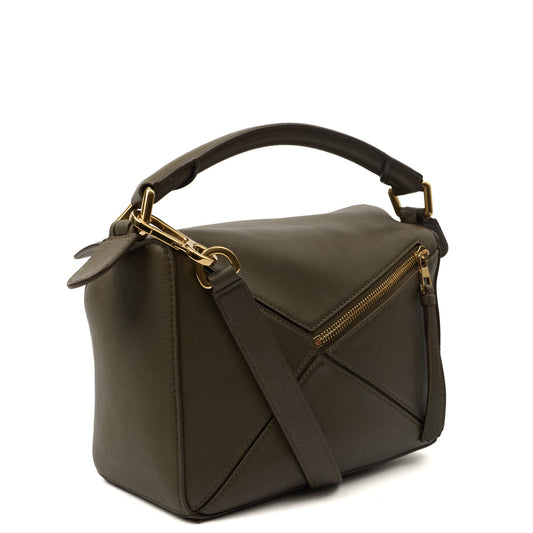Loewe Top Handle Puzzle - Medium in Green, Leather — Side View