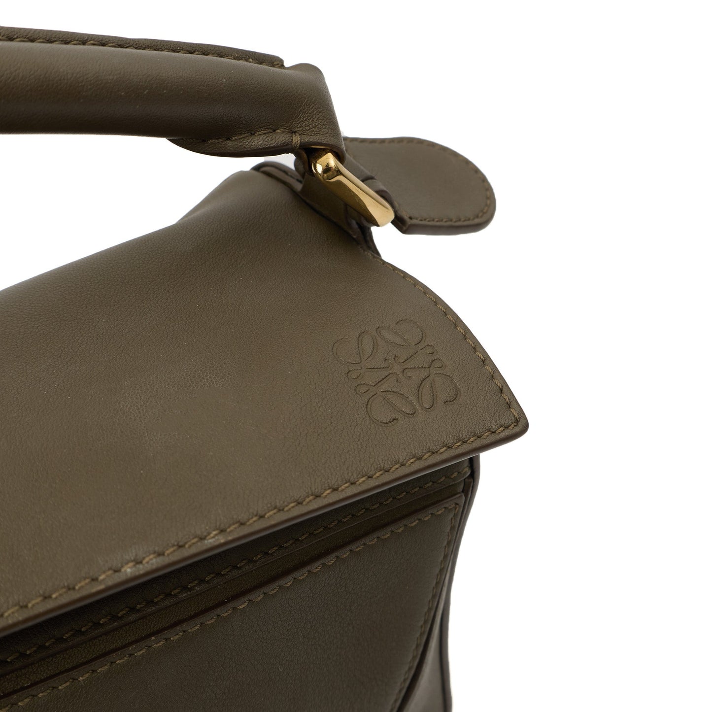 Loewe Top Handle Puzzle - Medium in Green, Leather — Alternate View 12