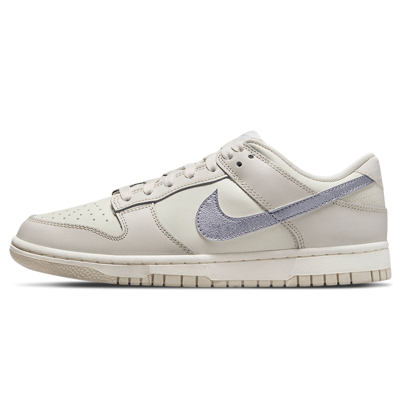 Nike Dunk Low Wmns 'Sail Oxygen Purple' — UK 2.5 | EU 35.5 | US 5 — Front View