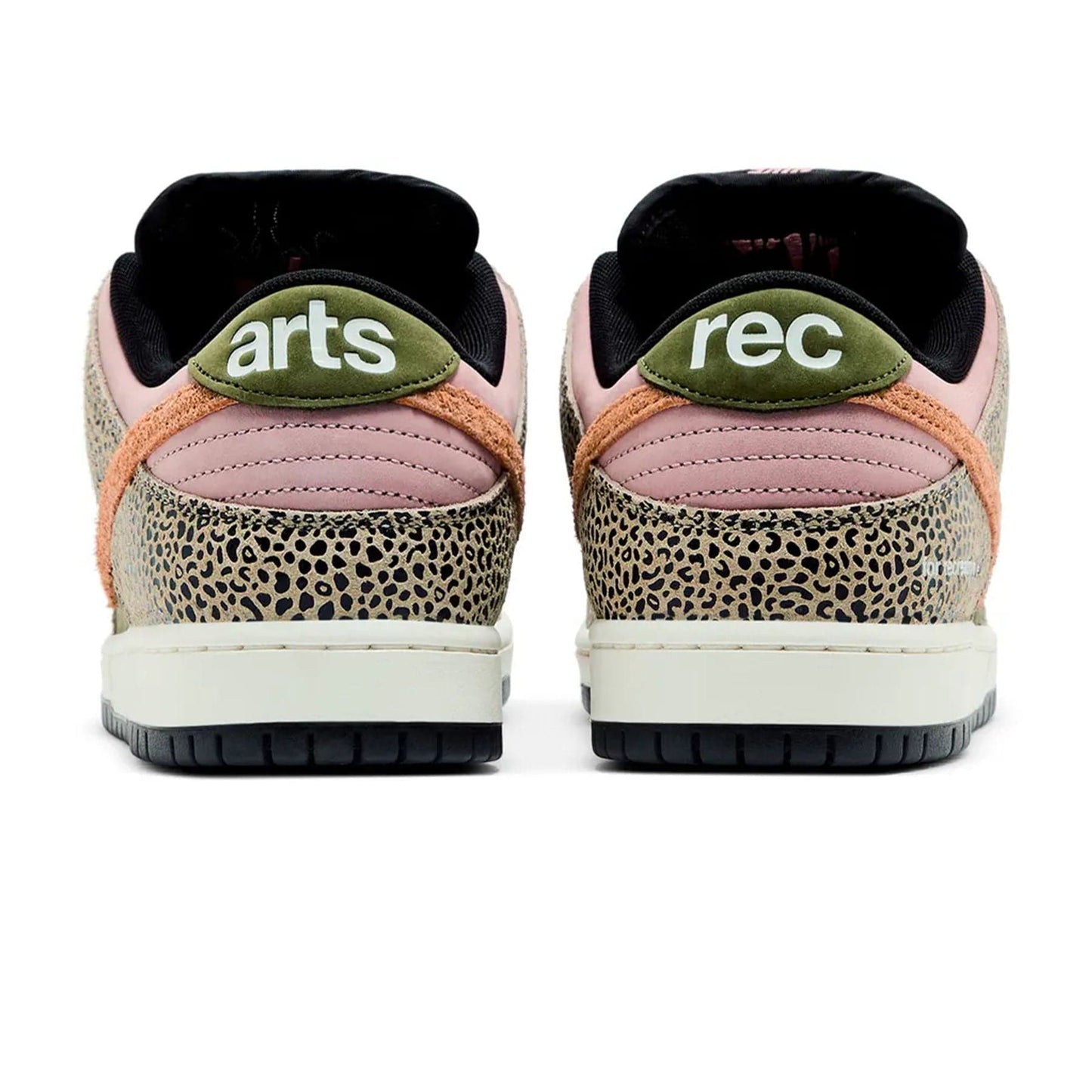 Arts-Rec x Nike Dunk Low SB 'For Recreational Use' — UK 3 | EU 35.5 | US 3.5 — Detail View