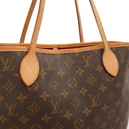 Louis Vuitton Tote Neverfull MM in Monogram, Canvas — Side View