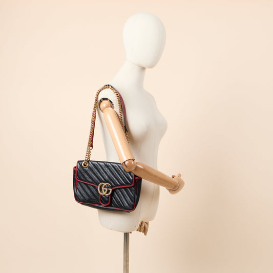 Gucci Shoulder Bag Marmont Shoulder Flap Bag - Medium in Black, Leather — Side View