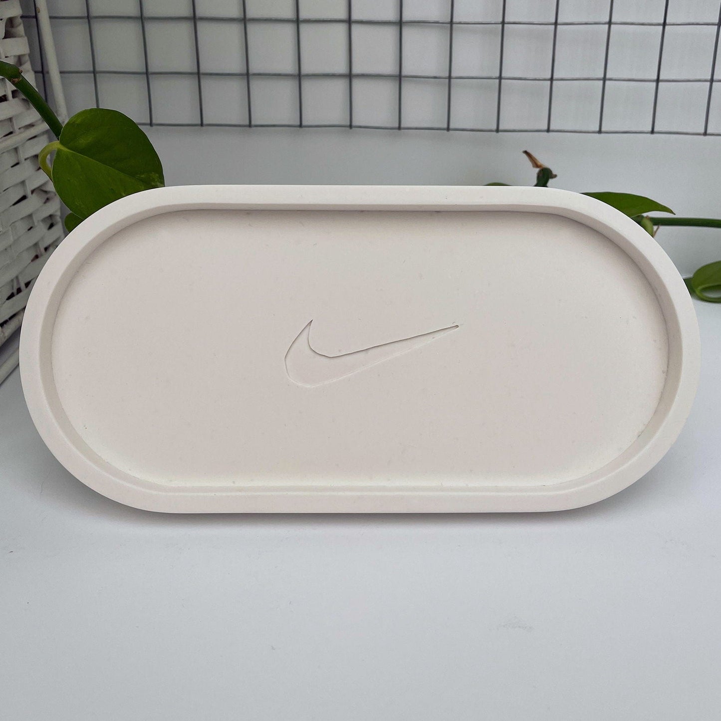 Swoosh Tray Large — One Size — Side View