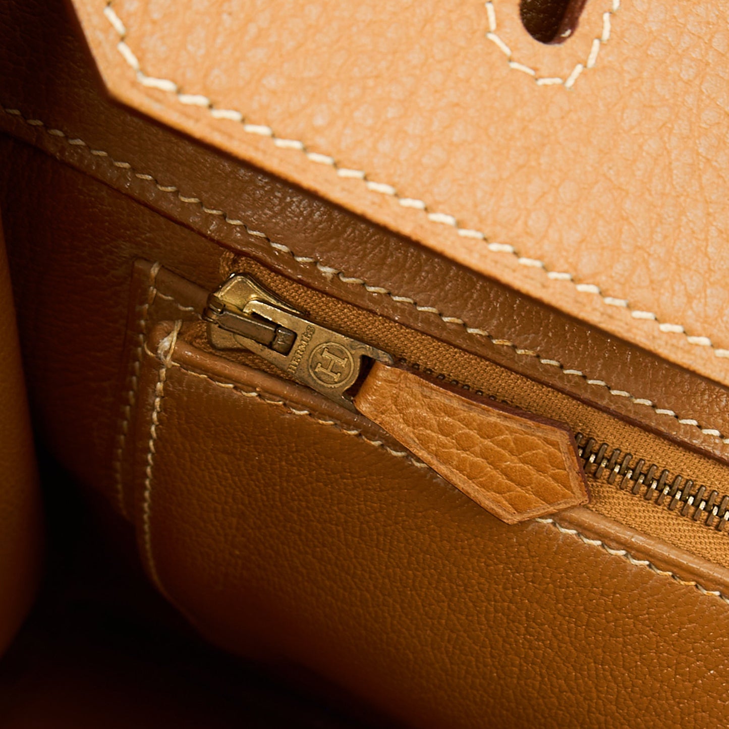 Hermes Tote Birkin 40 in Gold, Fjord Leather — Alternate View 36