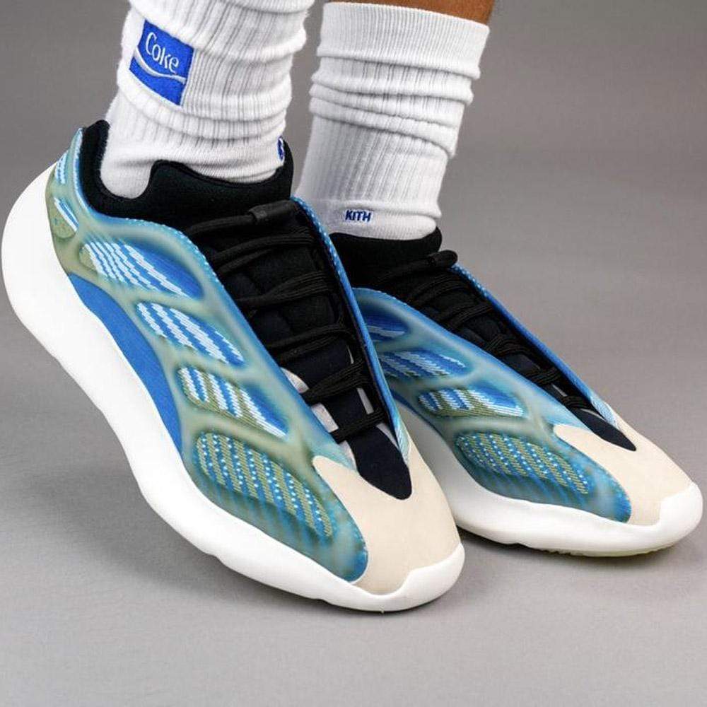 adidas Yeezy 700 V3 'Arzareth' — UK 3.5 | EU 36 | US 4 — Alternate View 7