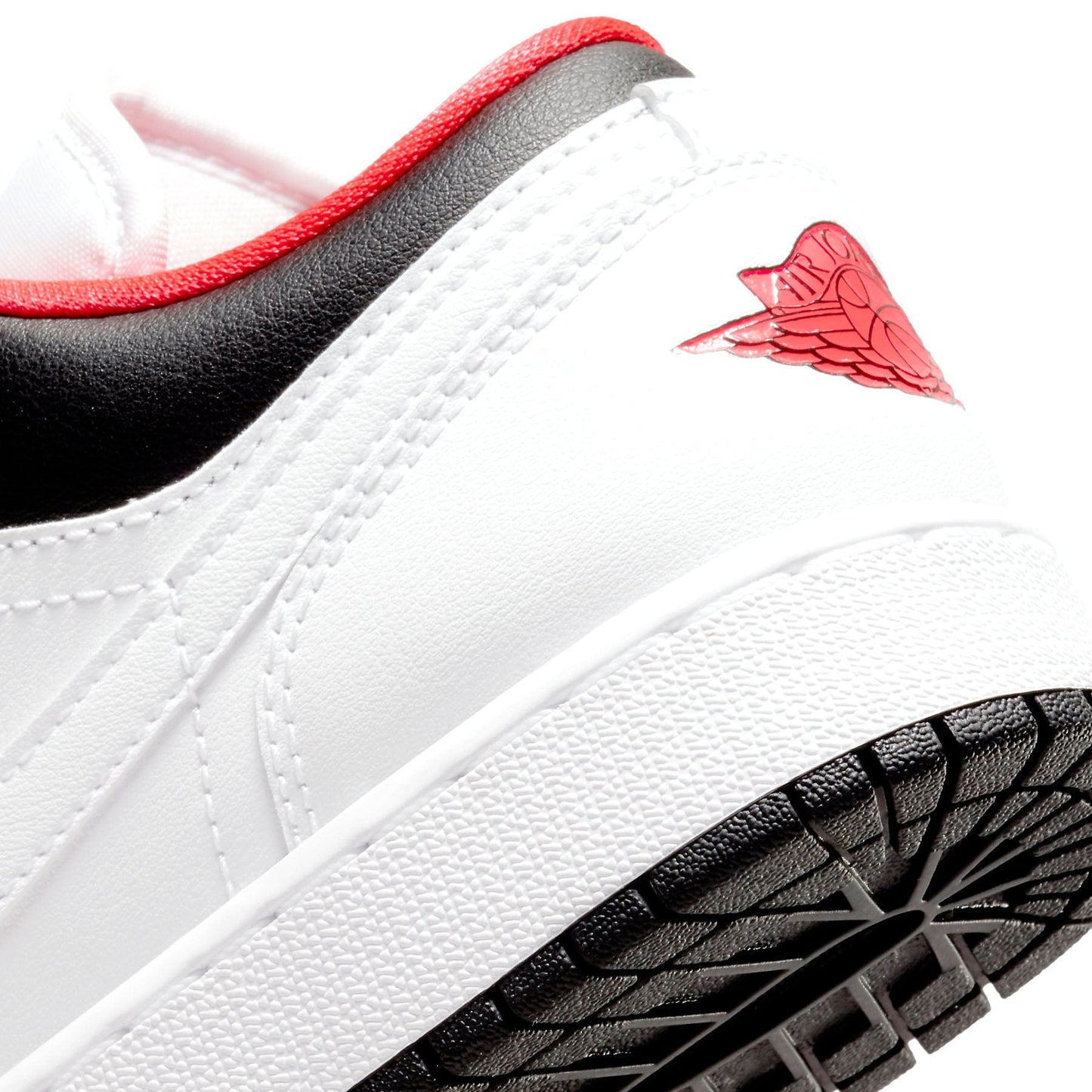 Air Jordan 1 Low GS 'Chicago Home' — UK 13.5 | EU 32 | US 1Y — Alternate View 7