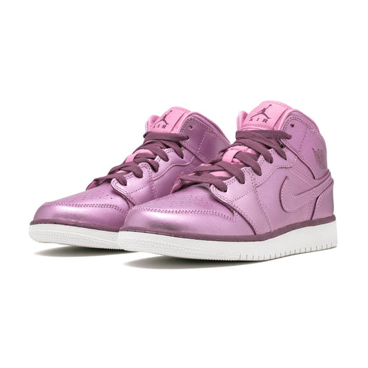 Air Jordan 1 Mid SE GS 'Pink Rose' — UK 13.5 | EU 32 | US 1Y — Side View