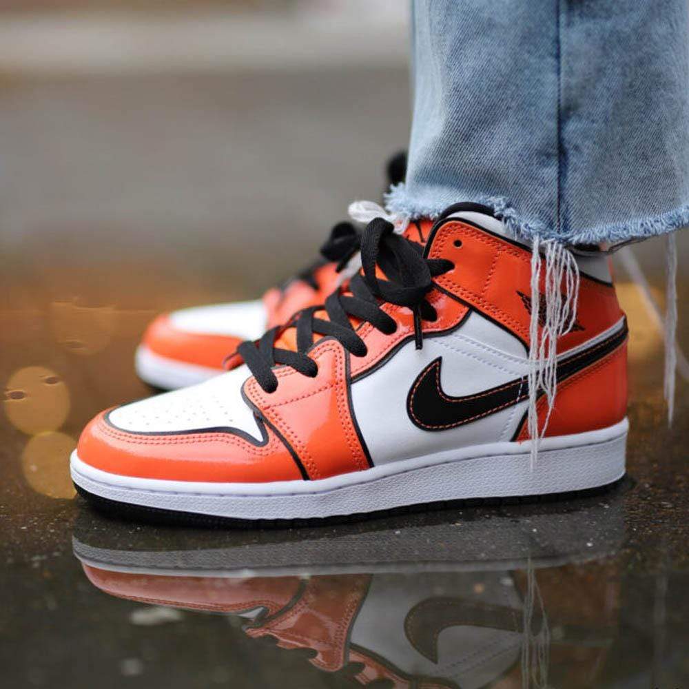 Air Jordan 1 Mid SE 'Turf Orange' — UK 3 | EU 35.5 | US 3.5 — Alternate View 7