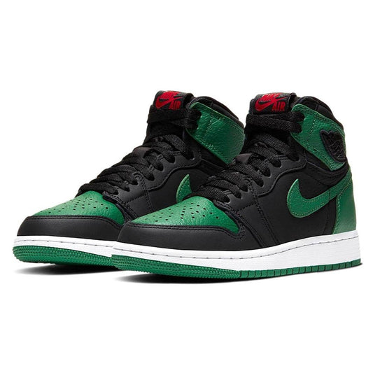 Air Jordan 1 Retro High OG GS 'Pine Green 2.0' — UK 13.5 | EU 32 | US 1Y — Side View
