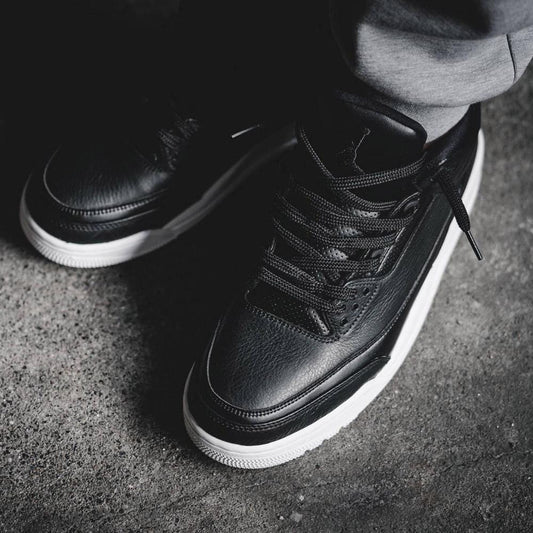 Air Jordan 3 Retro Cyber Monday — UK 3 | EU 35.5 | US 3.5 — Side View