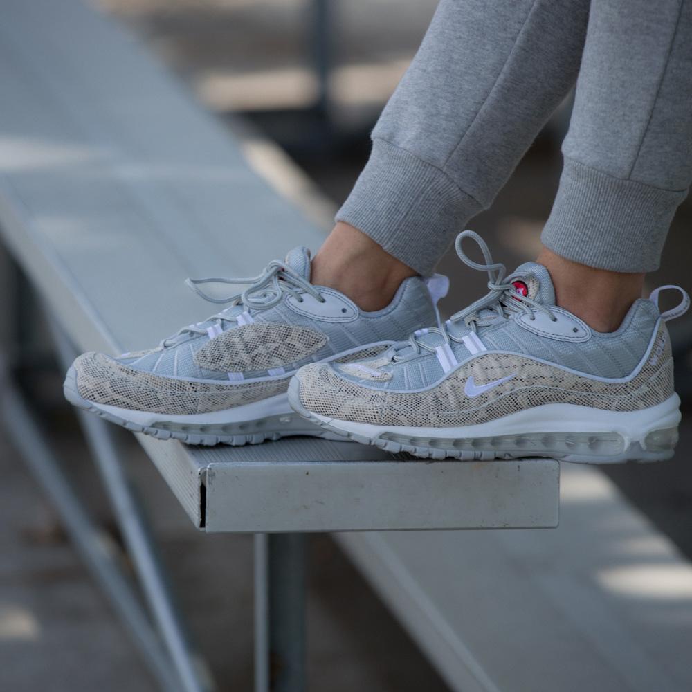 Nike x Supreme Air Max 98 'Cream-Reflect Silver' — UK 3 | EU 35.5 | US 3.5 — Alternate View 7