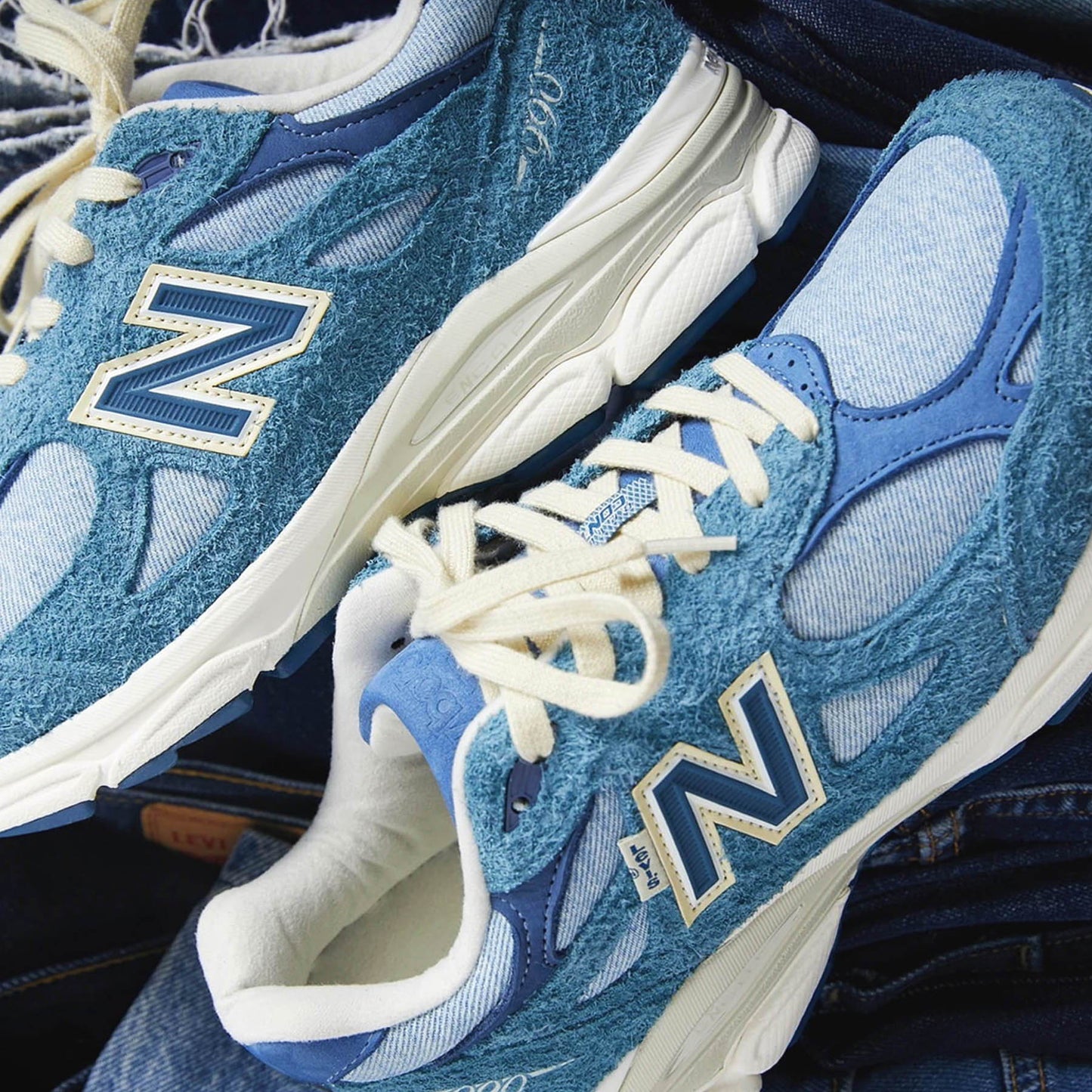 Levi’s x New Balance 990v3 Made In USA 'Mallard Blue' — UK 3.5 | EU 36 | US 4 — Alternate View 7