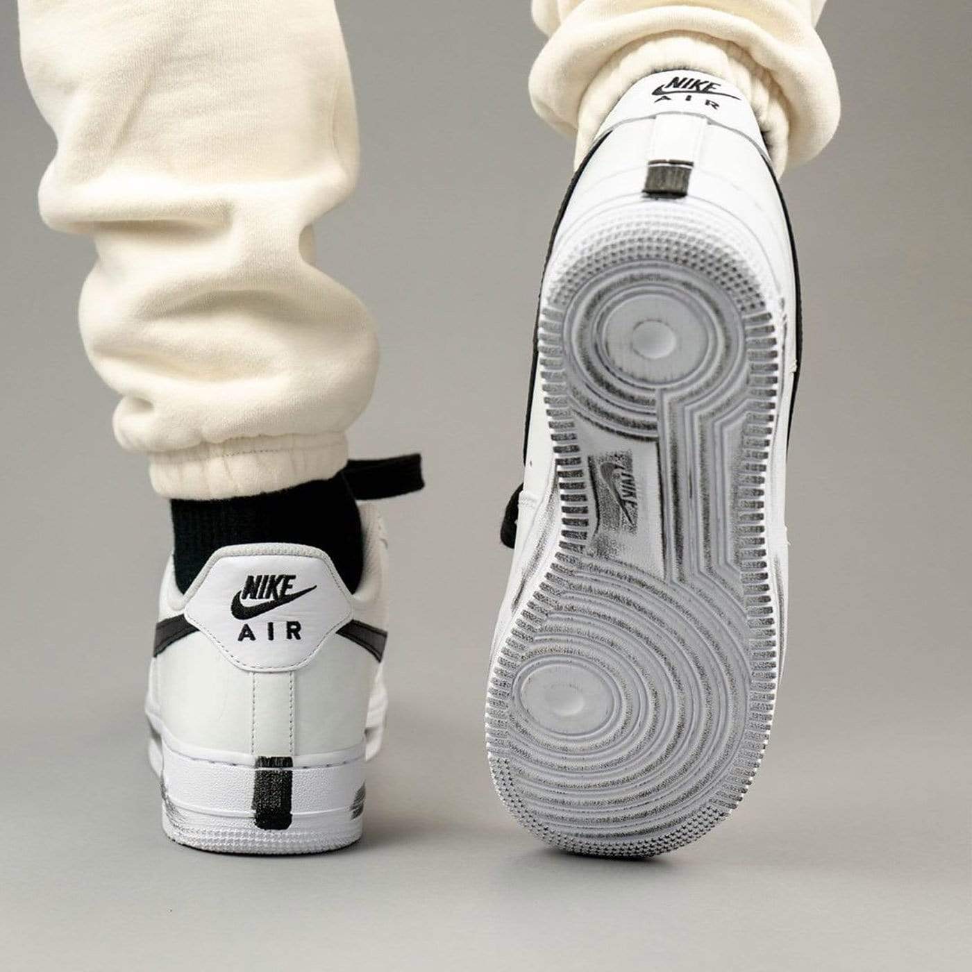 G-Dragon x Nike Air Force 1 '07 'Para-Noise 2.0' — UK 3 | EU 35.5 | US 3.5 — Alternate View 7
