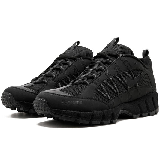 Supreme x Nike Air Humara 17 Black — UK 3 | EU 35.5 | US 3.5 — Side View