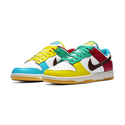 Nike Dunk Low SE GS 'Free.99 - White' — UK 13.5 | EU 32 | US 1Y — Side View