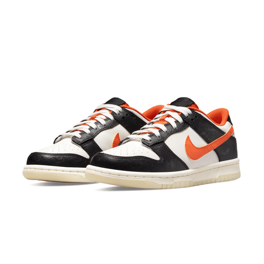 Nike Dunk Low Premium GS 'Halloween' — UK 13.5 | EU 32 | US 1Y — Side View