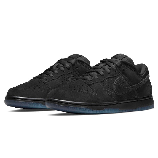 Undefeated x Nike Dunk Low 'Dunk vs AF1' — UK 3 | EU 35.5 | US 3.5 — Side View