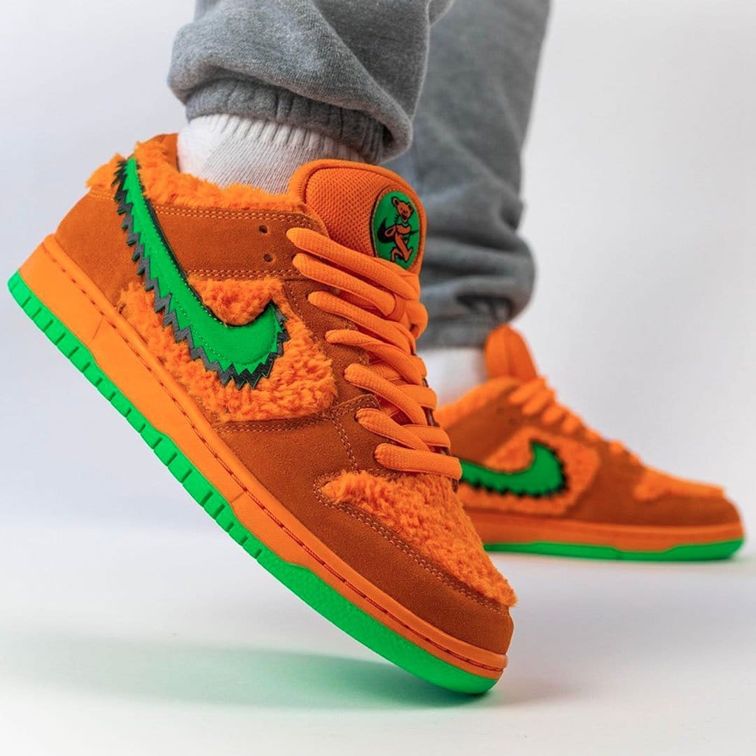 Grateful Dead x Nike Dunk Low SB 'Orange Bear' — UK 3 | EU 35.5 | US 3.5 — Alternate View 9