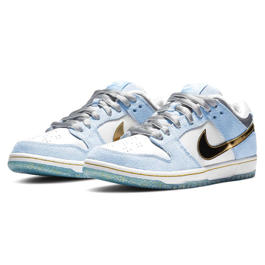 Sean Cliver x Nike Dunk Low SB 'Holiday Special' — UK 3 | EU 35.5 | US 3.5 — Side View