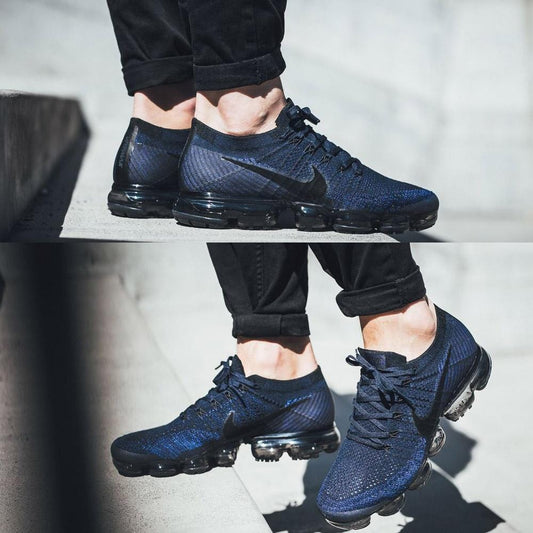 Nike Air VaporMax Flyknit Collegiate Navy — UK 3 | EU 35.5 | US 3.5 — Side View