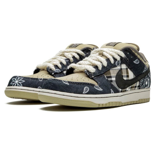 Travis Scott x Nike SB Dunk Low Cactus Jack — UK 3 | EU 35.5 | US 3.5 — Side View