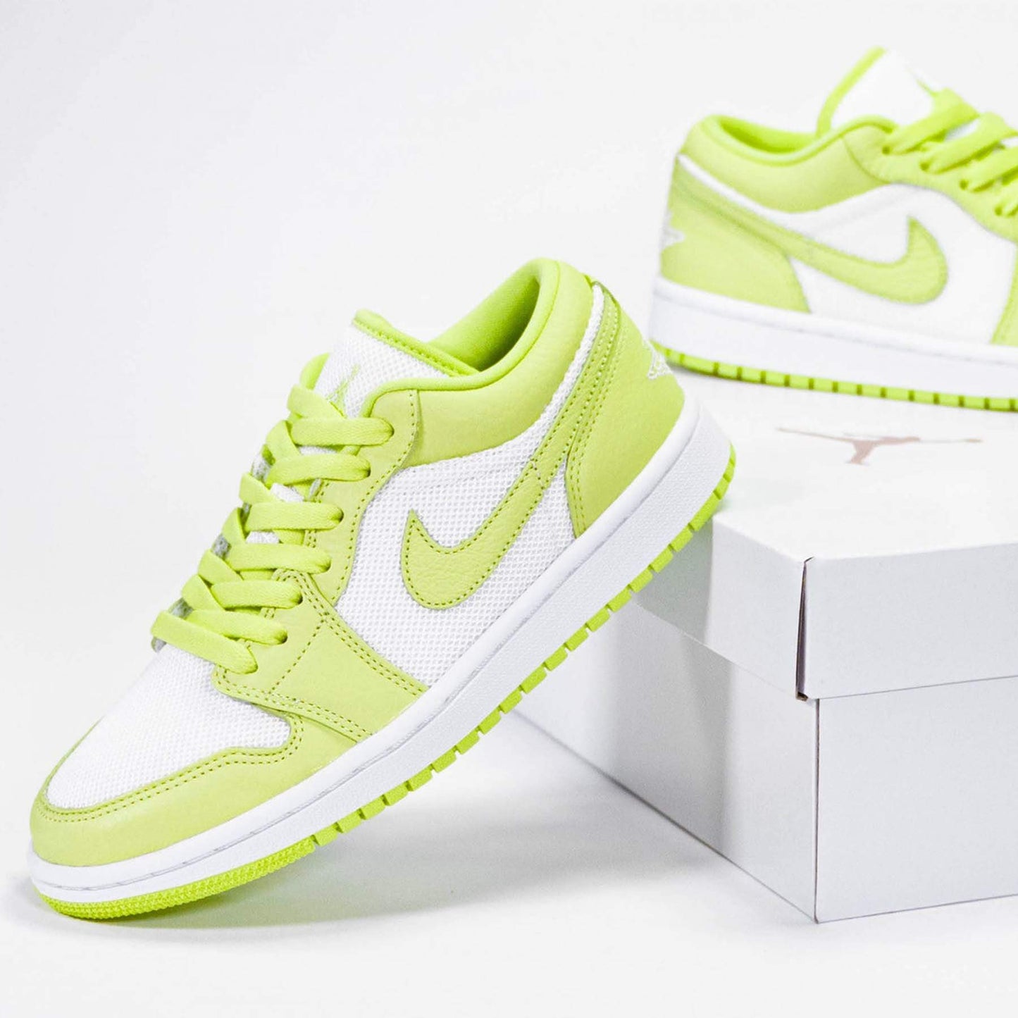 Air Jordan 1 Wmns Low 'Limelight' — UK 2.5 | EU 35.5 | US 5 — Alternate View 7
