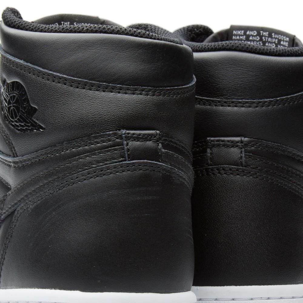 AIR JORDAN 1 RETRO HIGH OG Black & White — 3 UK | 35.5 EU — Side View