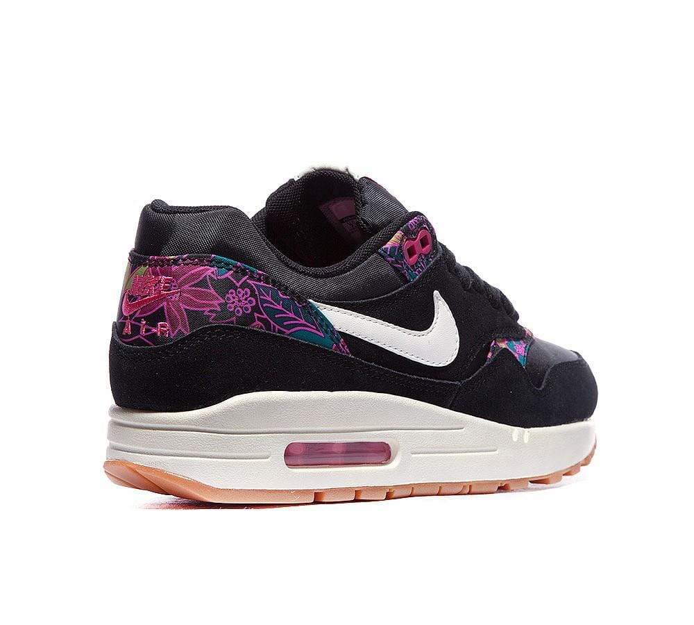 Nike Wmns Air Max 1 Print Trainer — UK 2.5 | EU 35.5 | US 5 — Lifestyle View