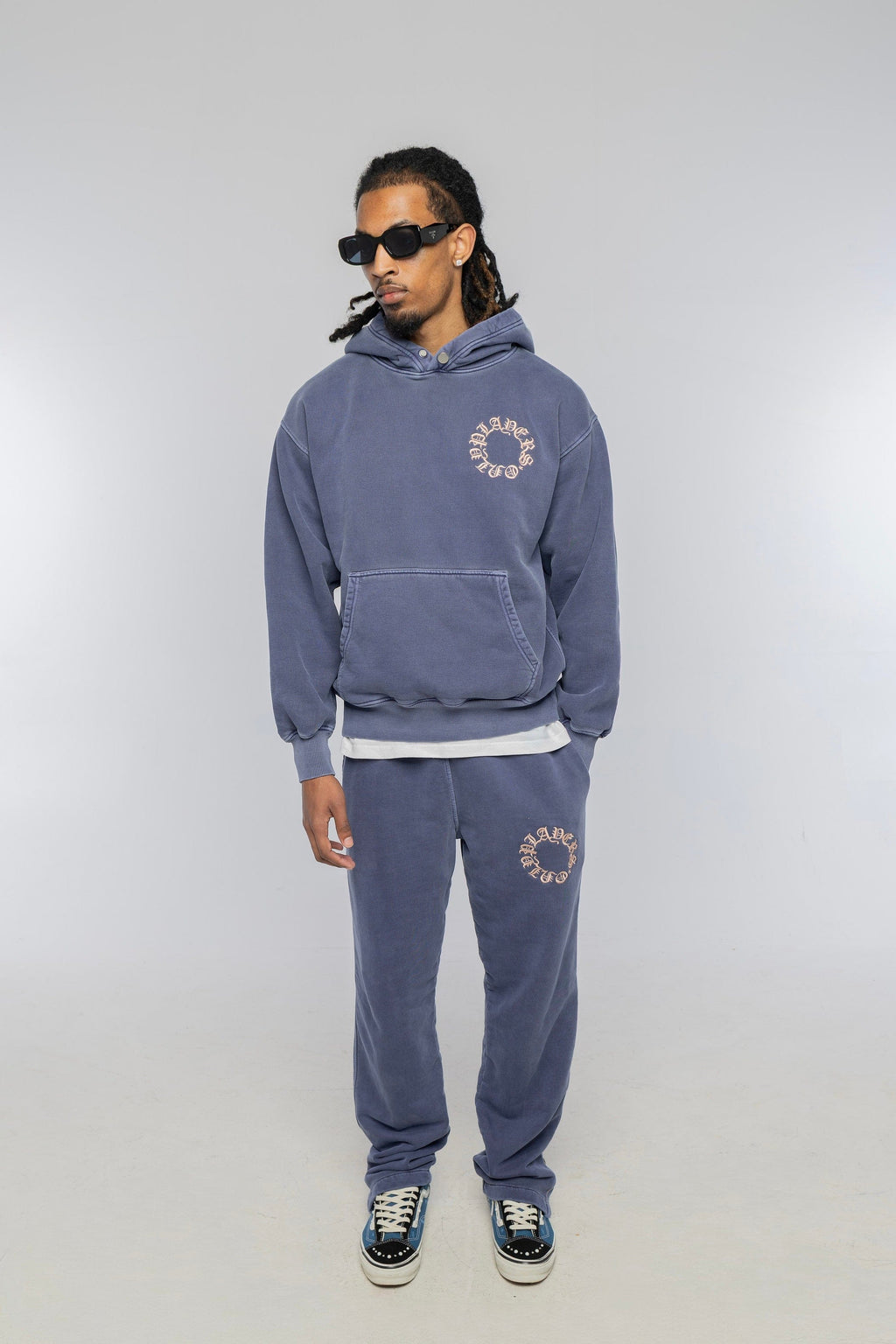 PLAYERS ONLY WASHED NAVY EMBROIDERED SWEATPANTS — Small — Back View