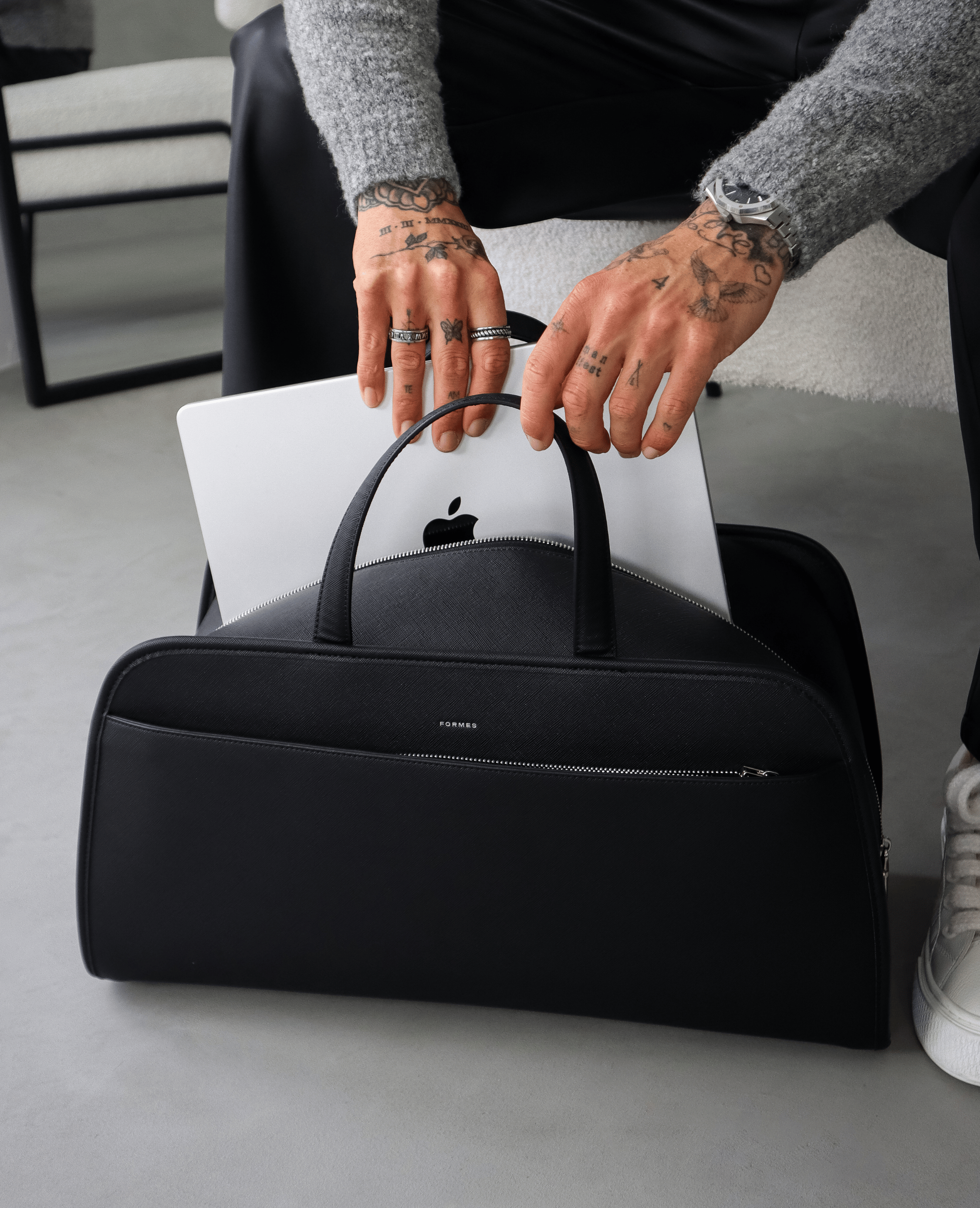 Formes Porto Duffle Nero — Side View