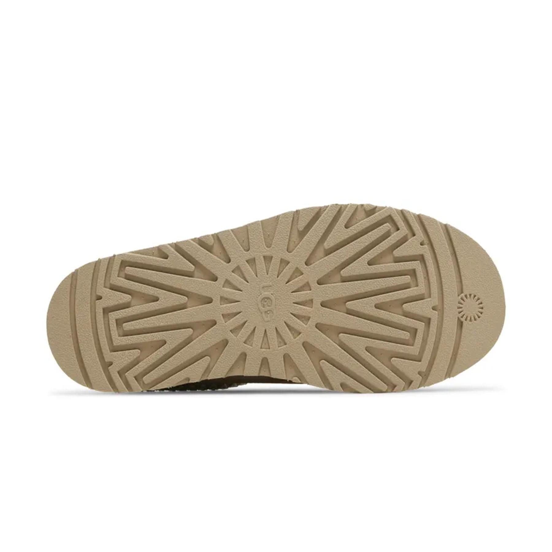 UGG Tazz Slipper Sand (Kids) — UK 1 — Detail View