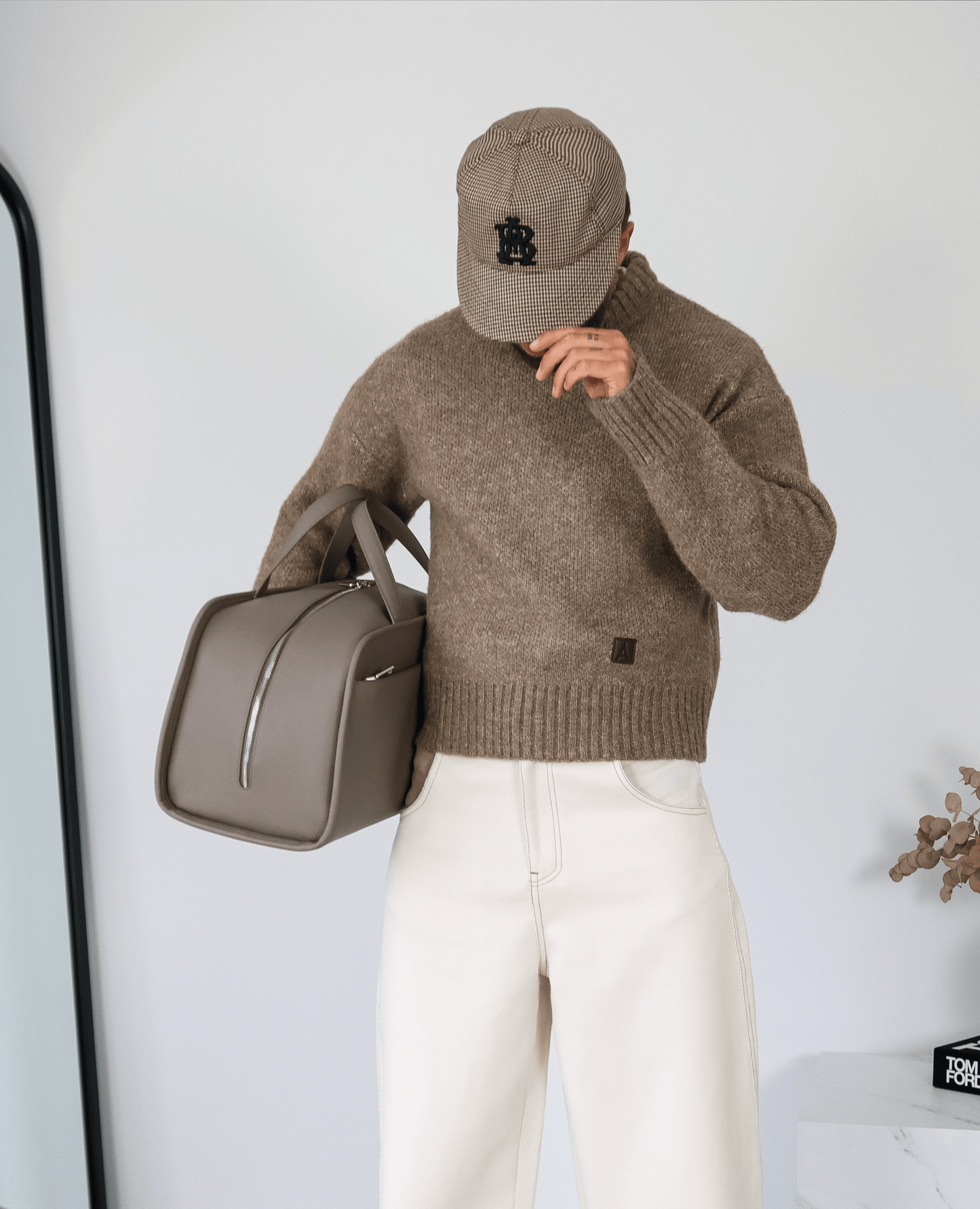 Formes Porto Duffle Dune — Side View