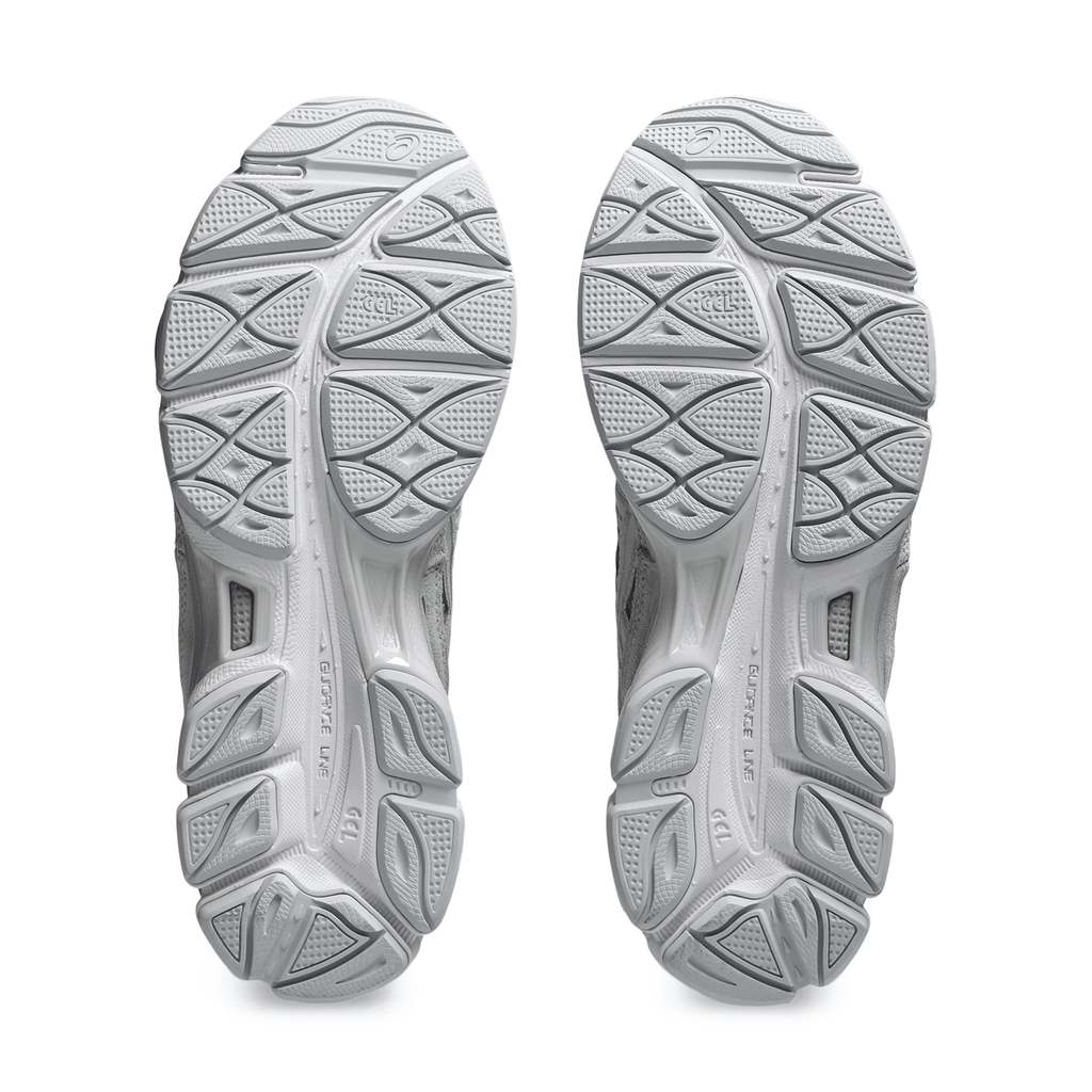 ASICS Gel NYC 'Cream Cloud Grey' — UK 3 | EU 36 | US 4 — Lifestyle View