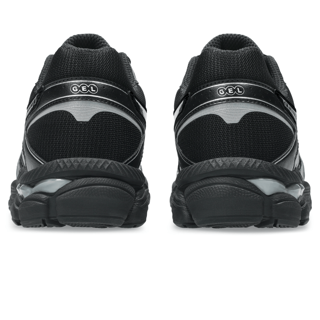 ASICS Gel Cumulus 16 'Black Black' — UK 3 | EU 36 | US 4 — Alternate View 7