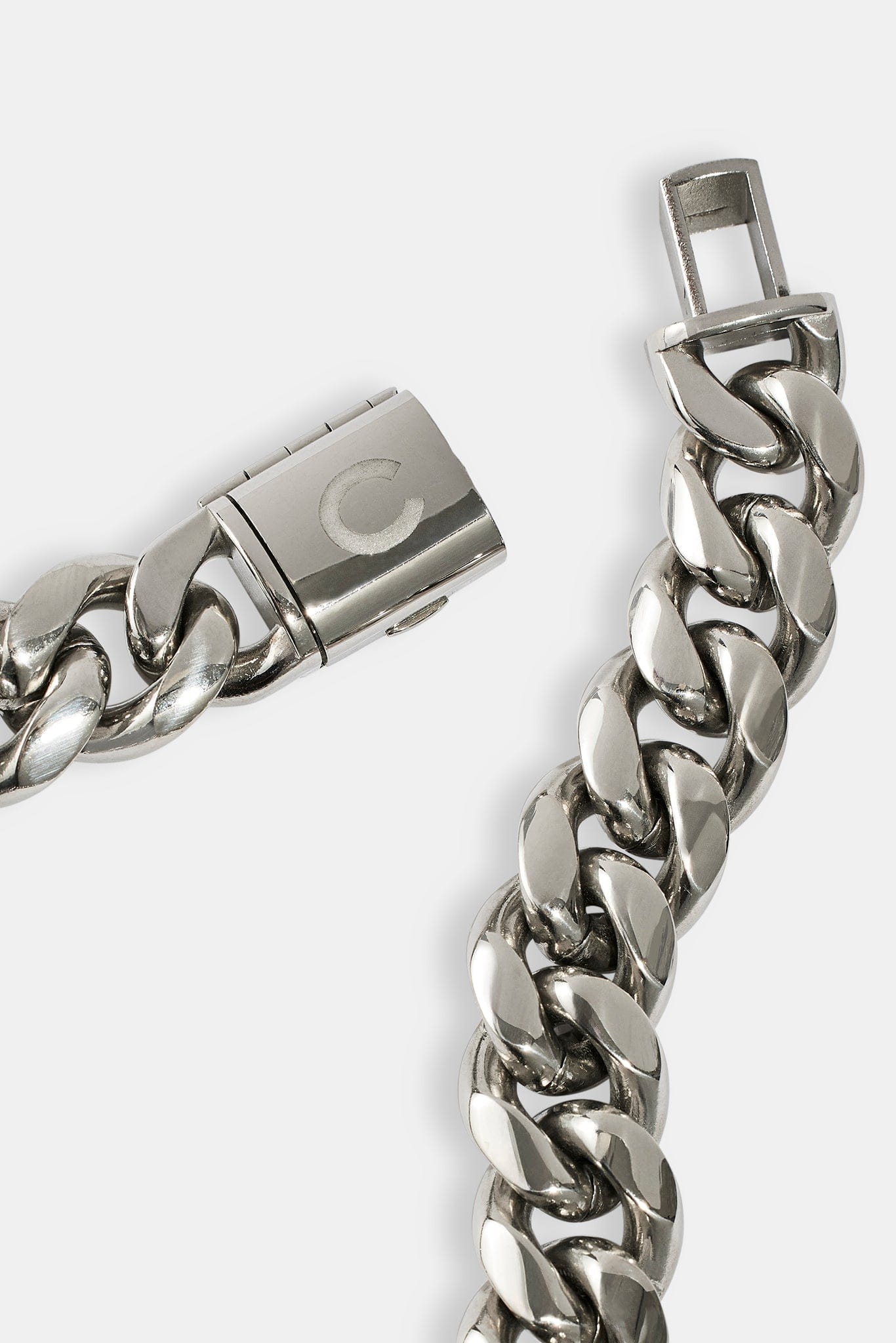Cernucci Miami Cuban Link Bracelet - 12mm - White — 7" — Back View