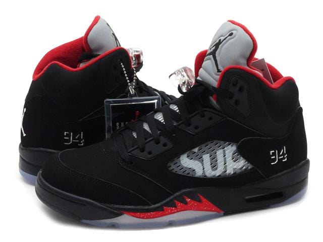 AIR JORDAN 5 RETRO SUPREME "SUPREME" Black — UK 3 | EU 35.5 | US 3.5 — Back View