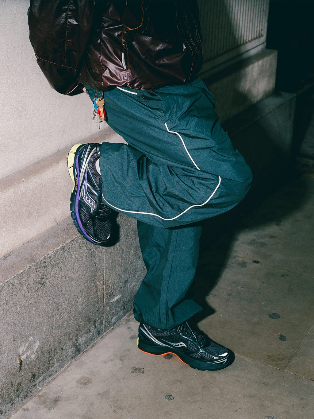 Saucony Progrid Guide 7 'Black Multi' — UK 1 — Alternate View 9