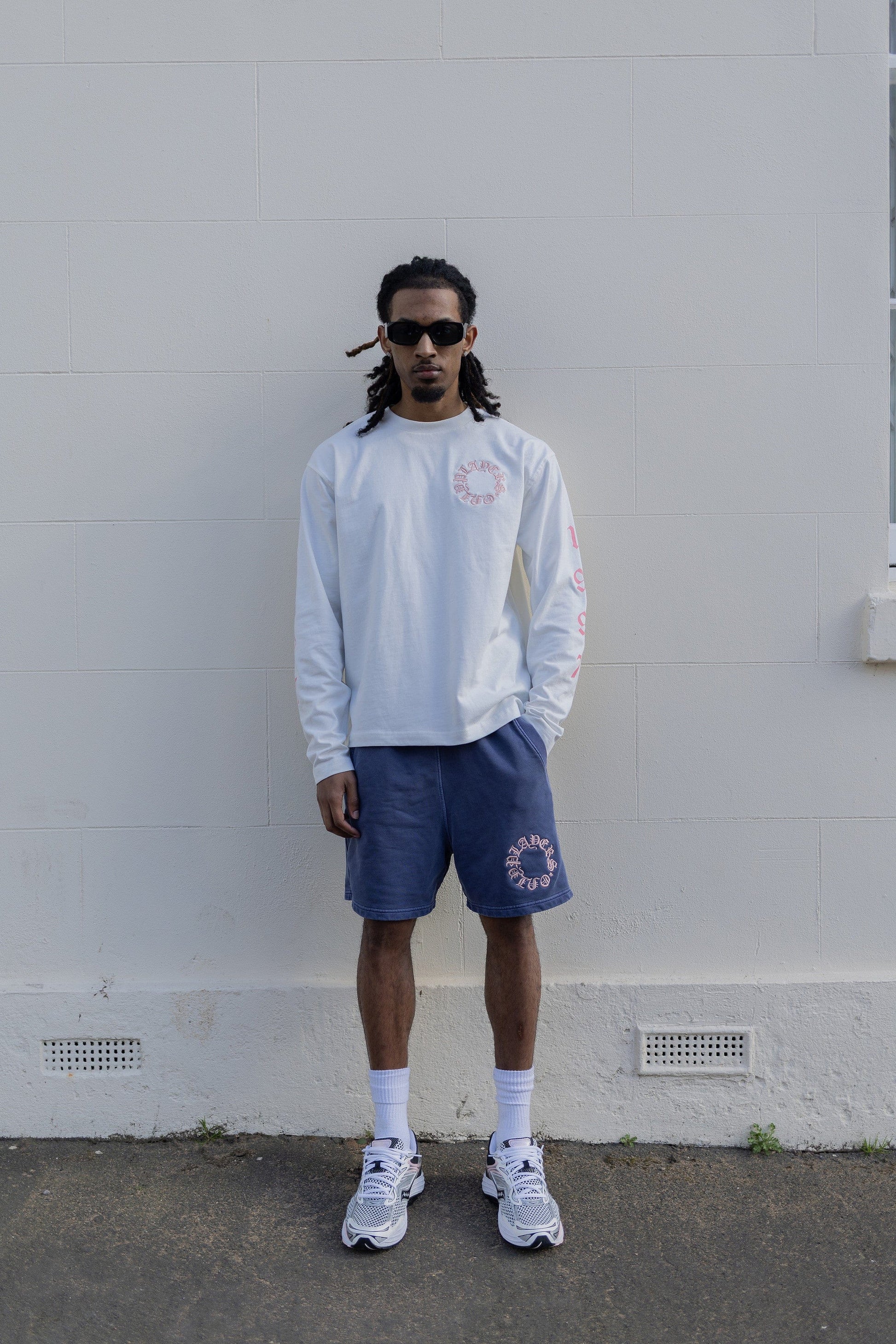PLAYERS ONLY WASHED NAVY EMBROIDERED SHORTS — Small — Top View