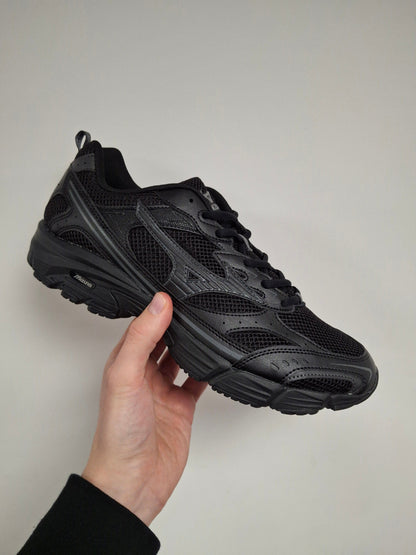 Mizuno MXR Sport 'Black' — UK 4 | EU 36.5 | US 5 — Back View
