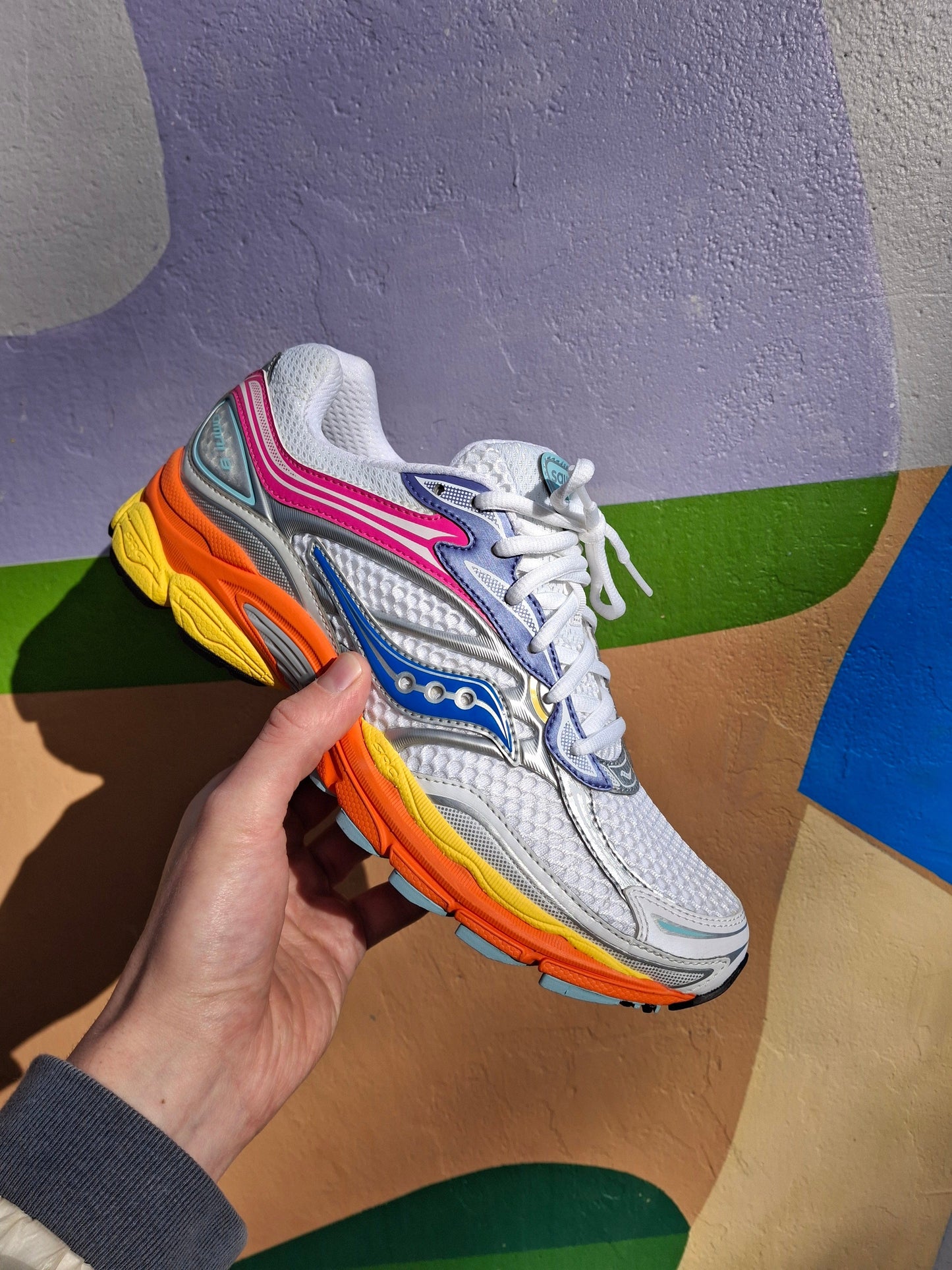 Saucony Progrid Omni 9 'White Multi' — UK 1 — Alternate View 7
