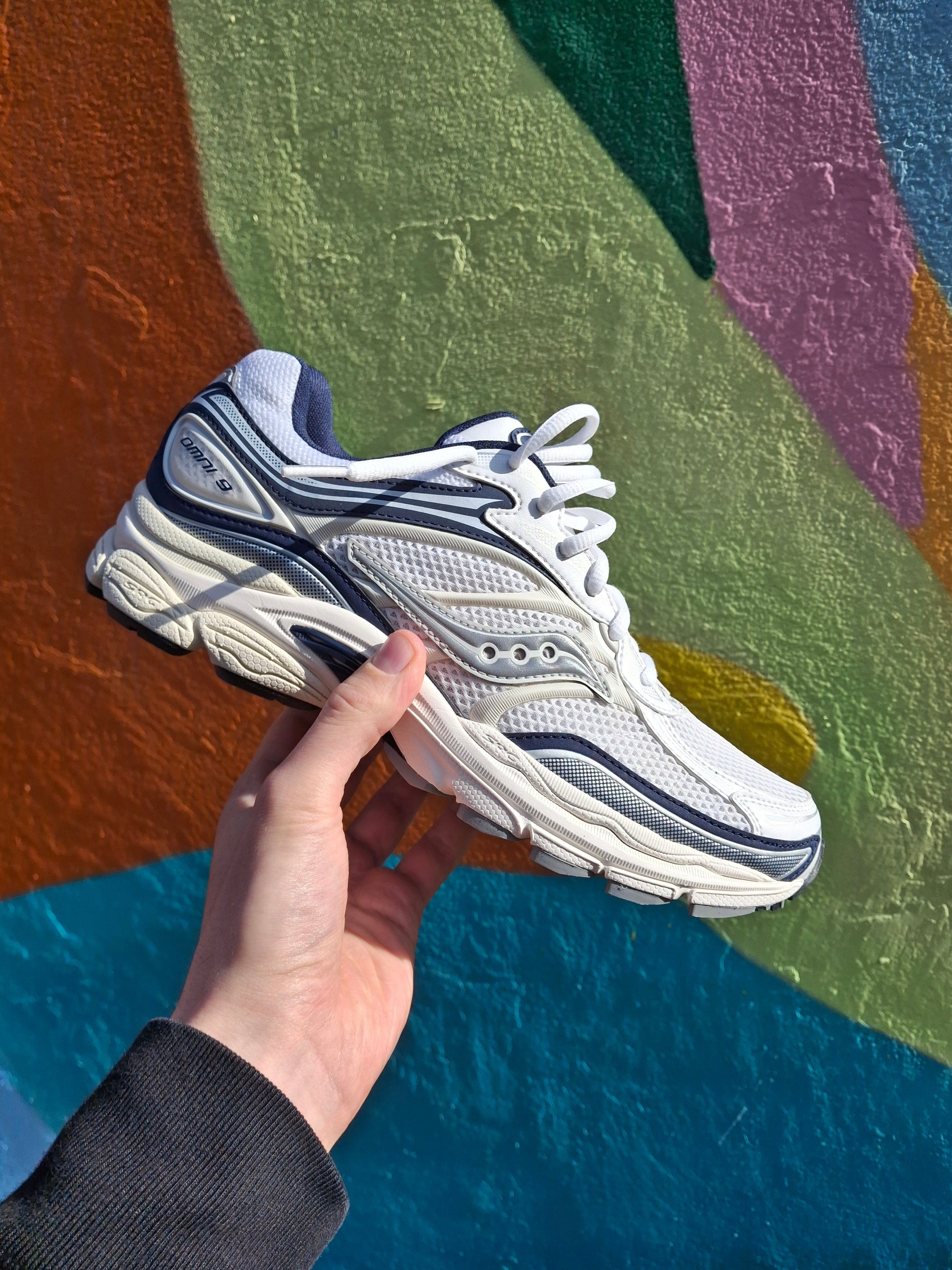 Saucony Progrid Omni 9 'White Navy' — UK 1 — Alternate View 7