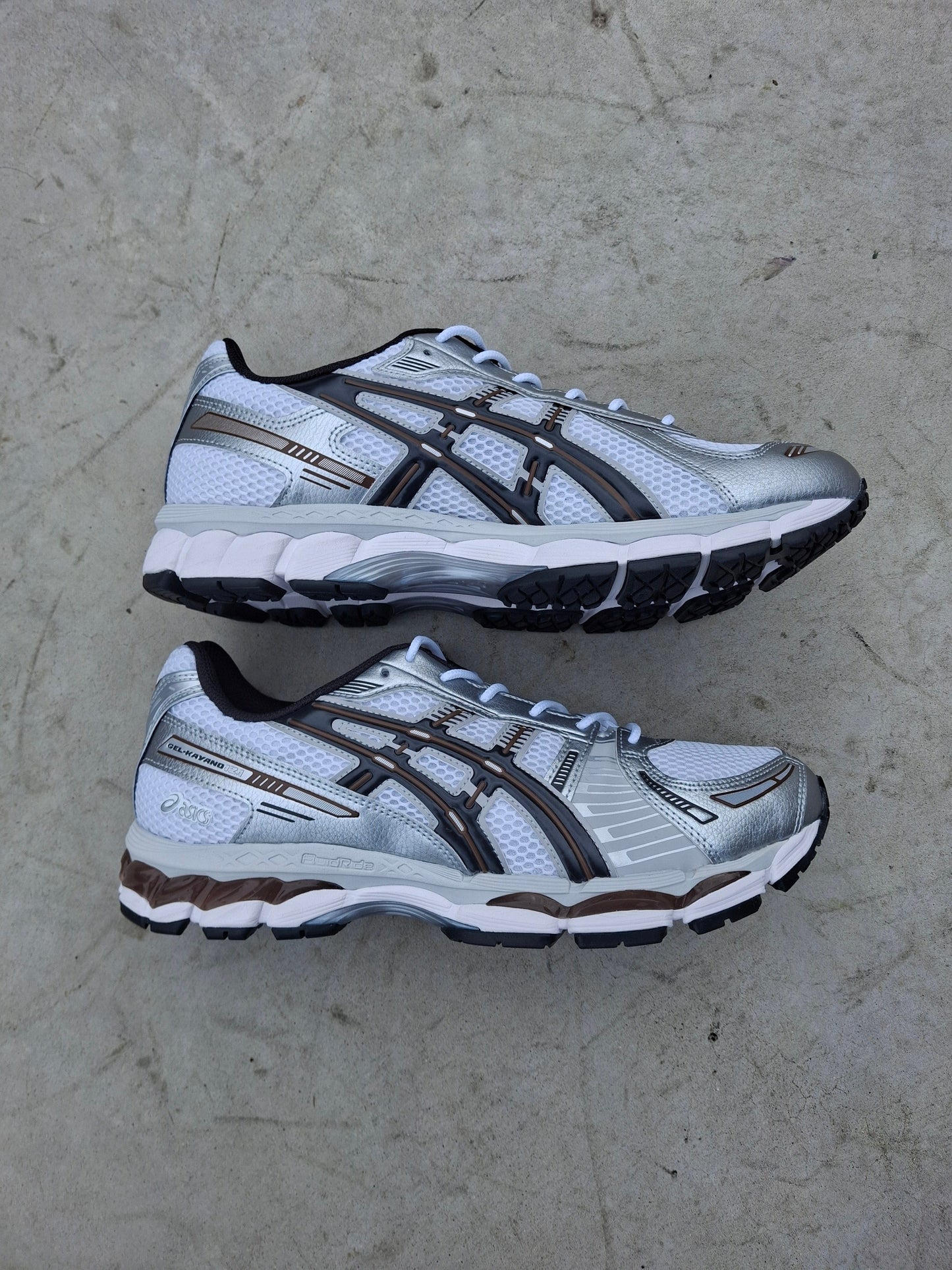 ASICS Gel Kayano 12.1 'White Graphite Grey' — UK 3 | EU 36 | US 4 — Alternate View 8