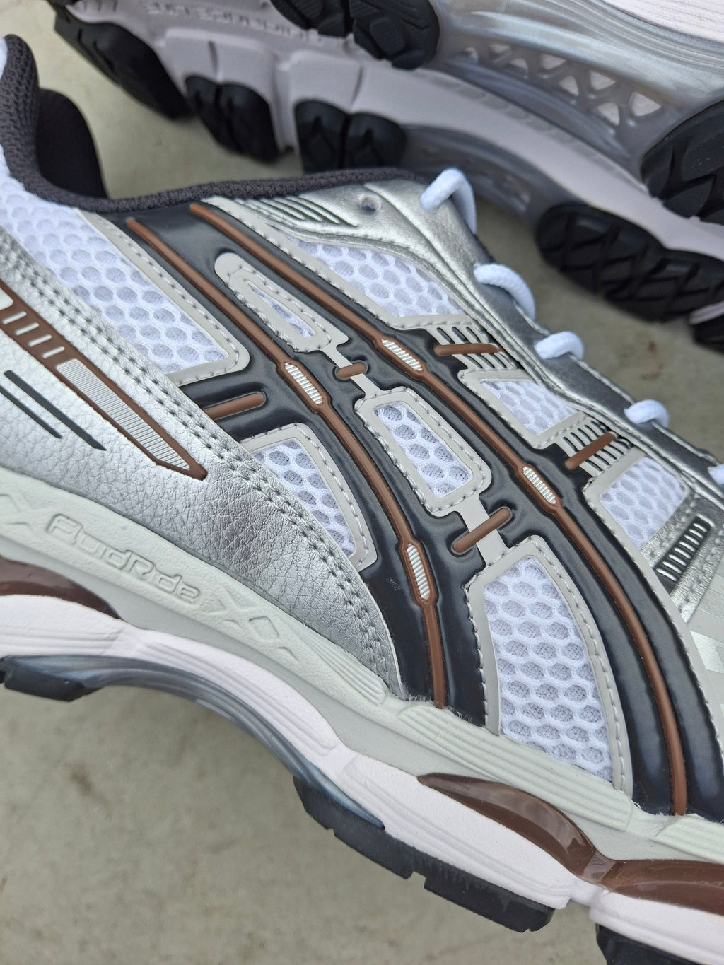 ASICS Gel Kayano 12.1 'White Graphite Grey' — UK 3 | EU 36 | US 4 — Alternate View 9