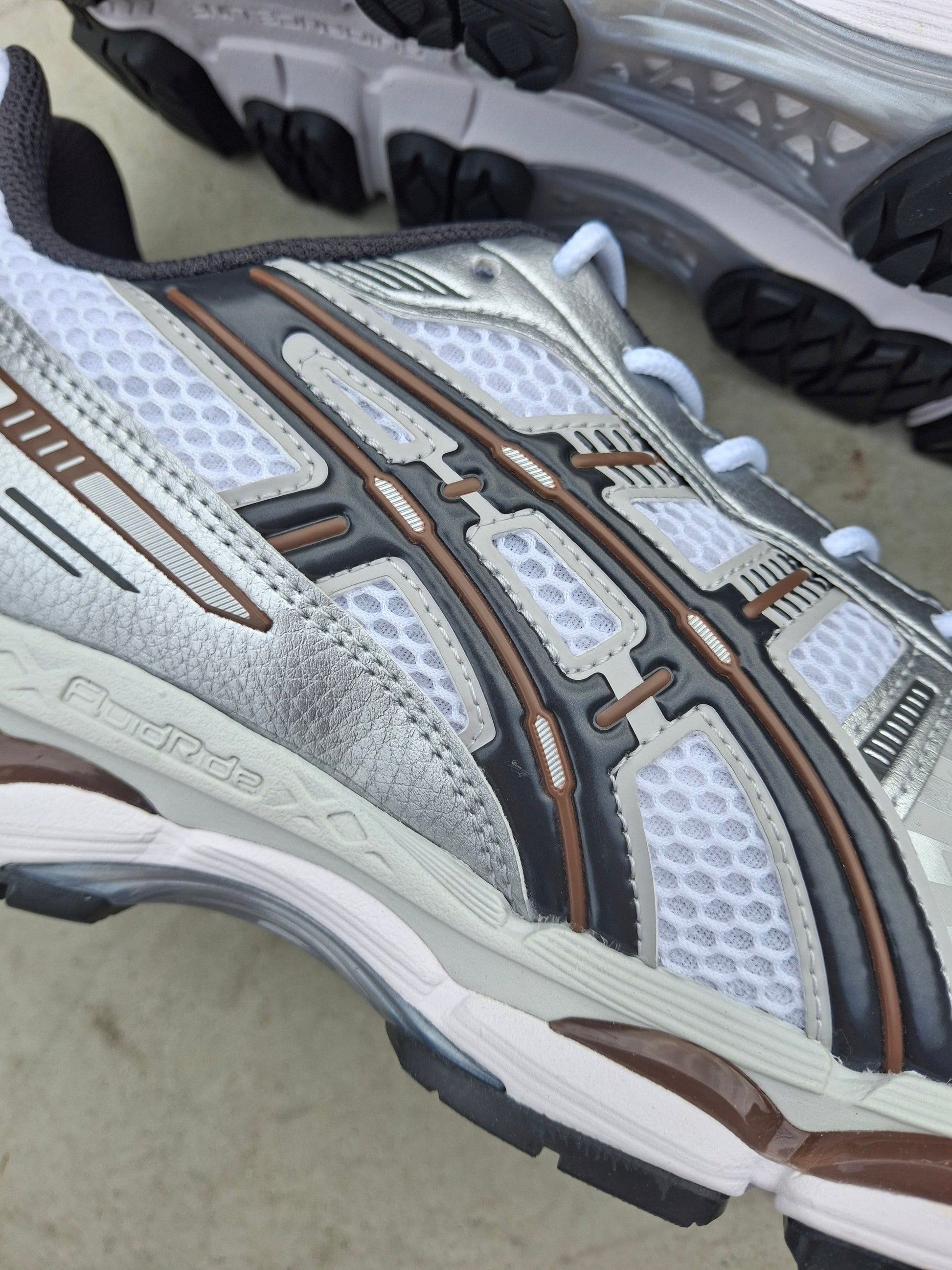 ASICS Gel Kayano 12.1 'White Graphite Grey' — UK 3 | EU 36 | US 4 — Alternate View 9